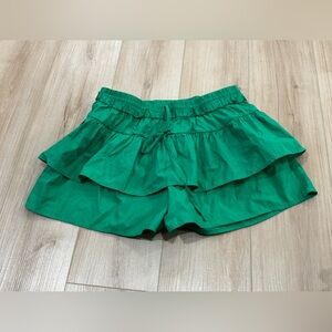 Ces Femme Green Nylon Pull-On Shorts | Size L